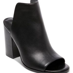 Steve Madden Tilt Block Heel Mules size 8 1/2
